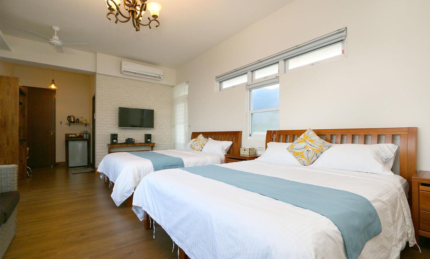 Coastline Azure B&B Tungho Kültér fotó